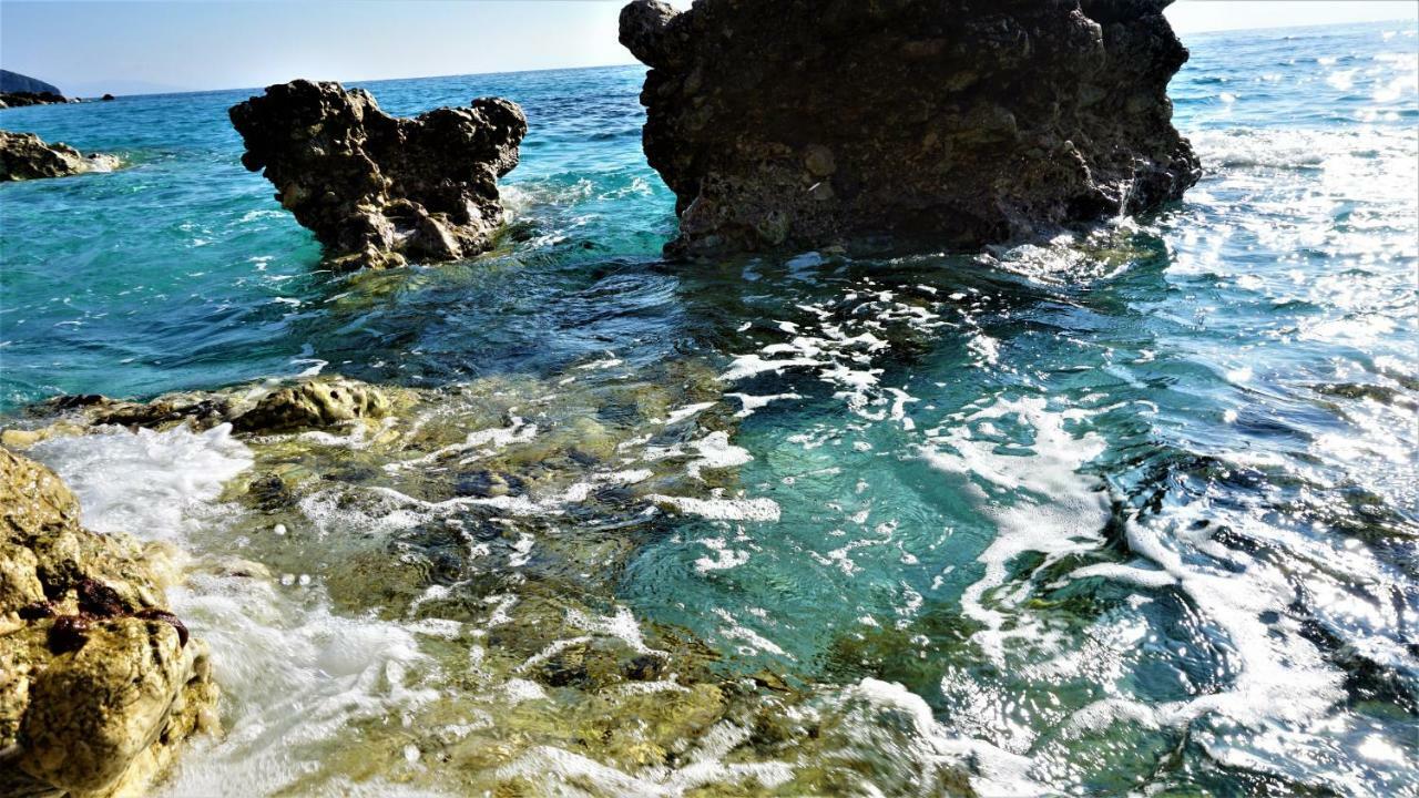 Hotel Ionian Дхерми Экстерьер фото